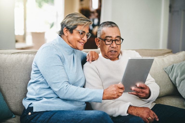 The Best Websites and Apps For Seniors