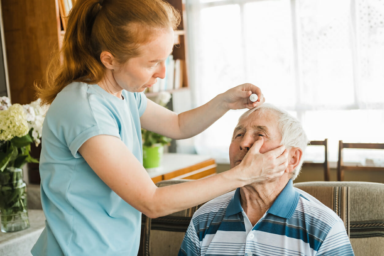 Seniors' Vision Problems and Tips for Eye Care