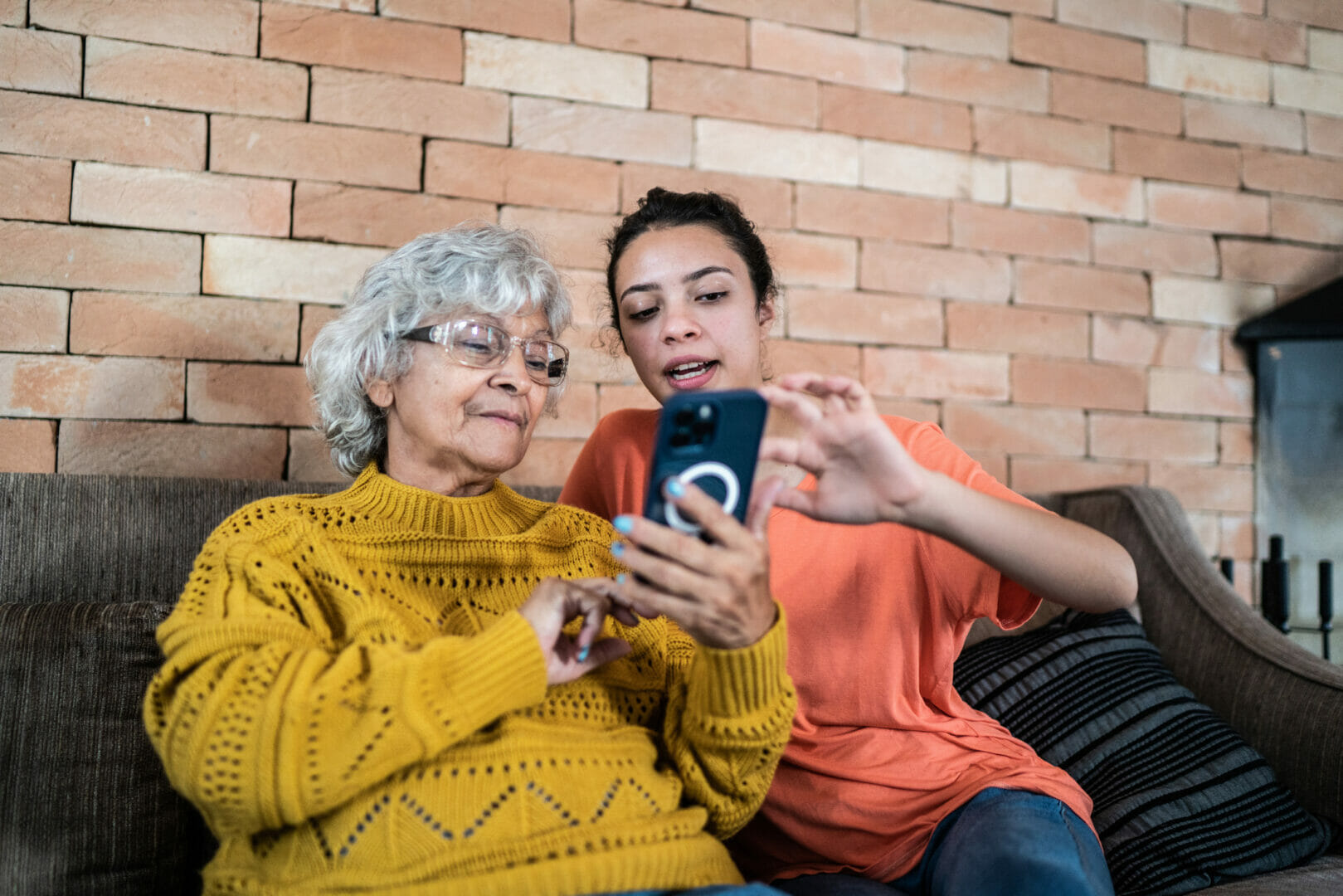 Smartphones Can Improve Memory in Older Adults with Dementia | ALL