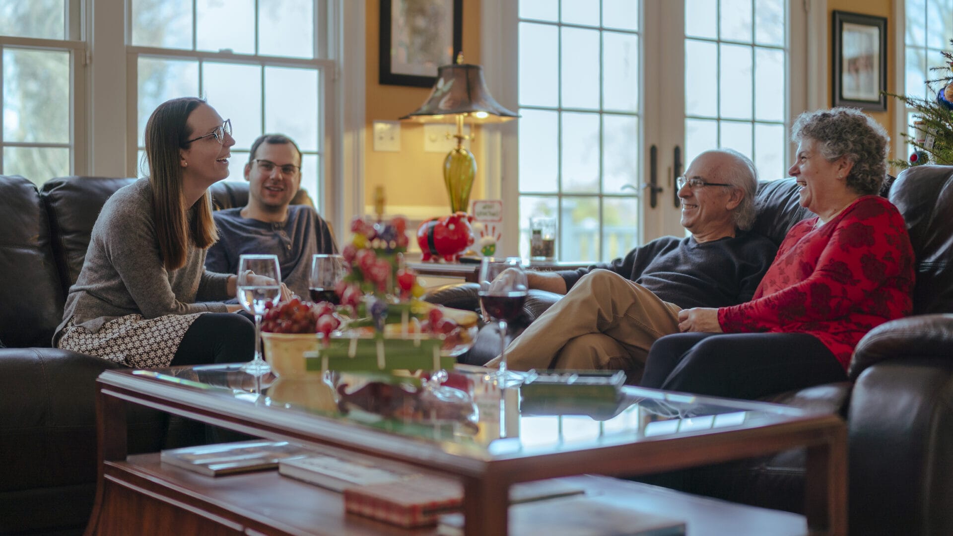 Include Senior Family Members in Holiday Conversations