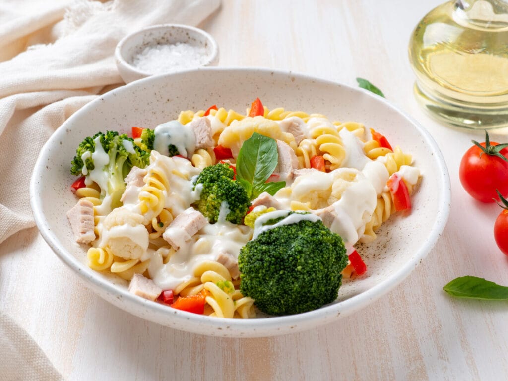 Soft-cooked vegetable pasta