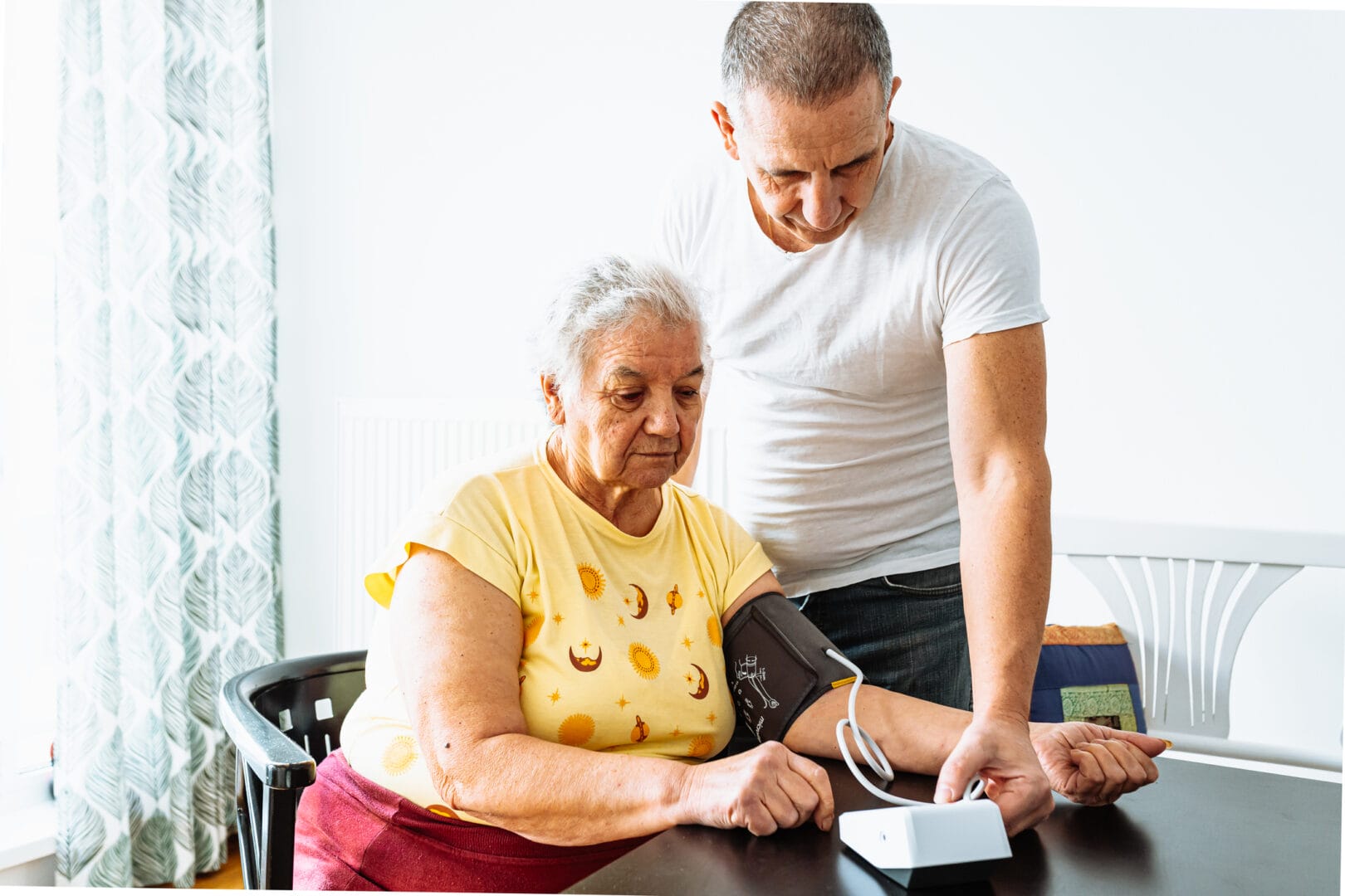 5 Essential Blood Pressure Management Tips for Healthier Senior Living