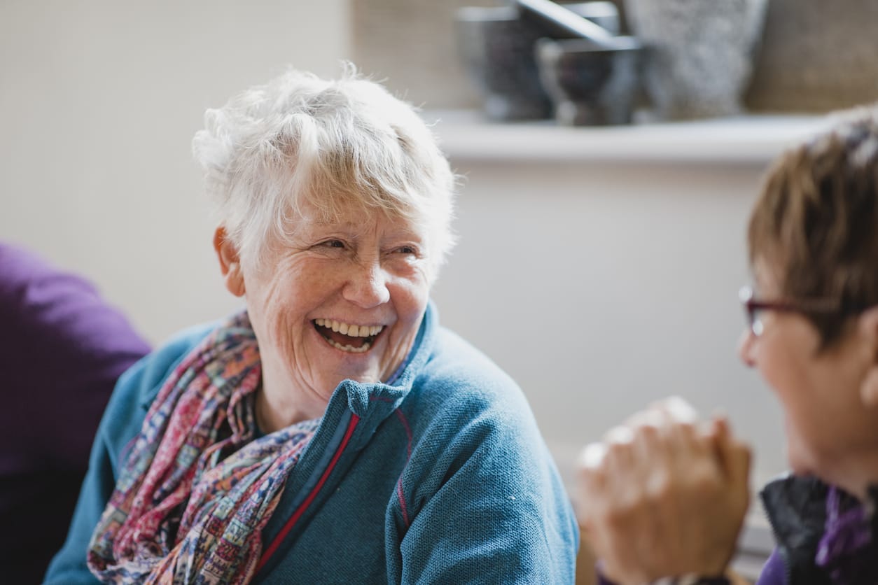 Summer Living: Choosing the Right Senior Community with Excellent Outdoor Amenities