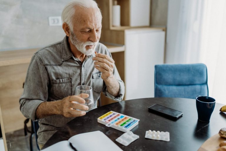 A Guide to Avoiding Medication Errors for Older Adults
