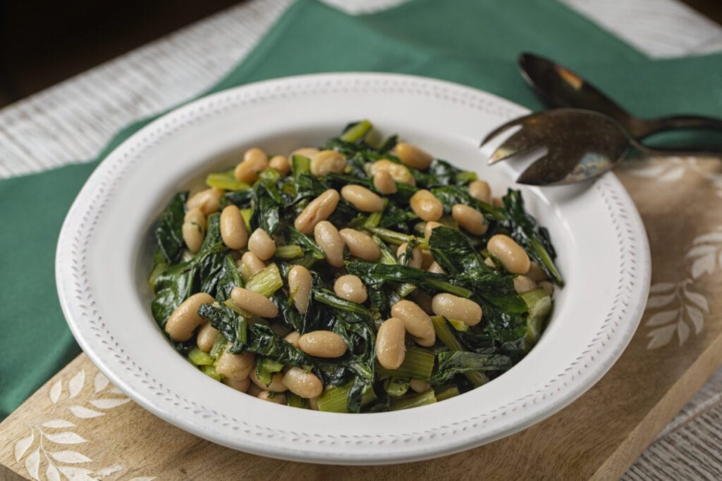 Sautéed Spinach and White Beans