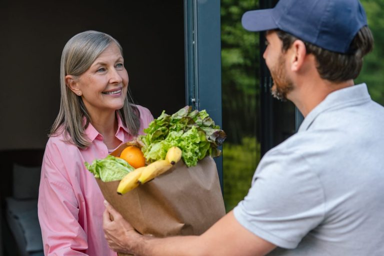 Smart Meal Planning & Grocery Shopping Tips for Senior Nutrition